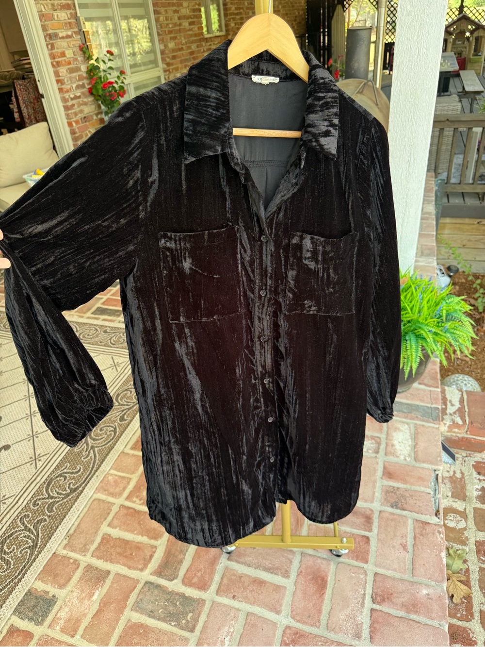 JODIFL Black Crushed Velvet Button Front Dress M NWT